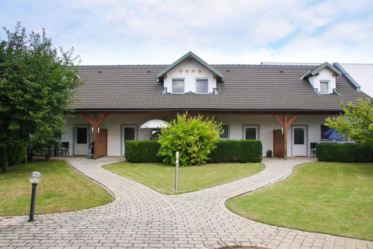 Gaestehaus Finklacke Apetlon Ngoại thất bức ảnh